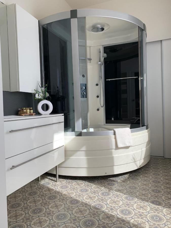 Suite Euphrosina Oostende 外观 照片